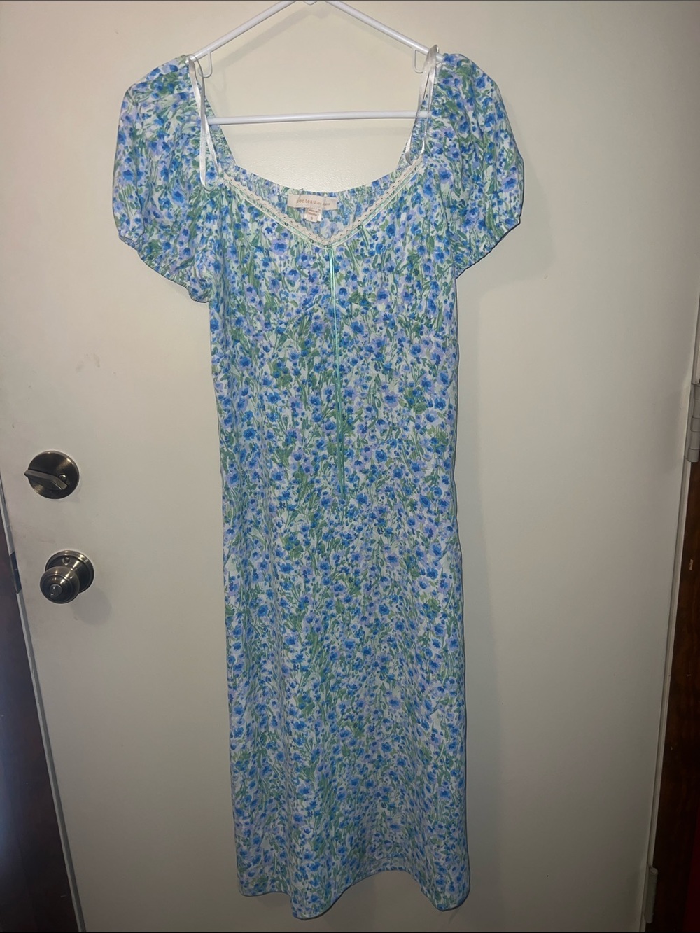 Monteau Blue and Green Floral Maxi Dress with Puff Sleeves